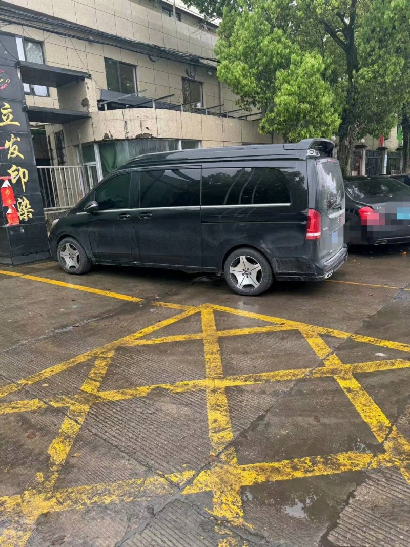 西安23年奔馳萊茵旅行者7