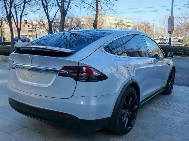 菏澤17年特斯拉MODEL X7