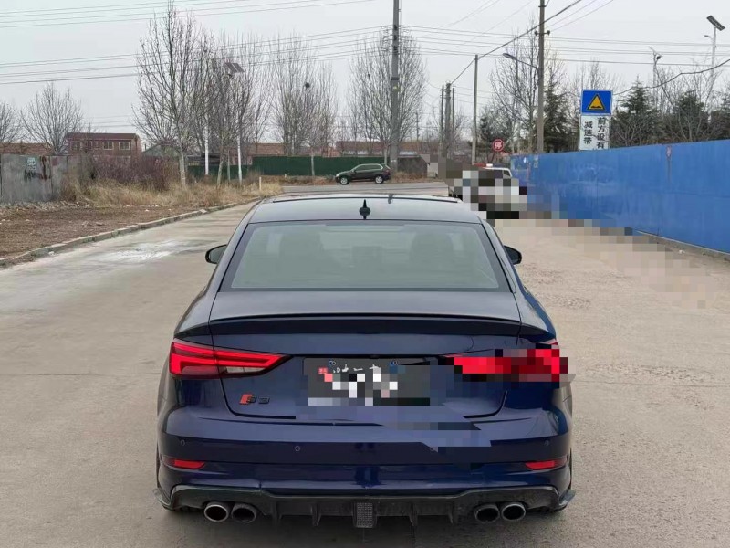 青岛18年奥迪S39