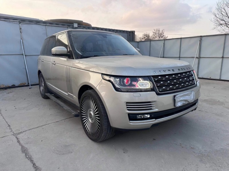 青岛15年路虎揽胜行政3