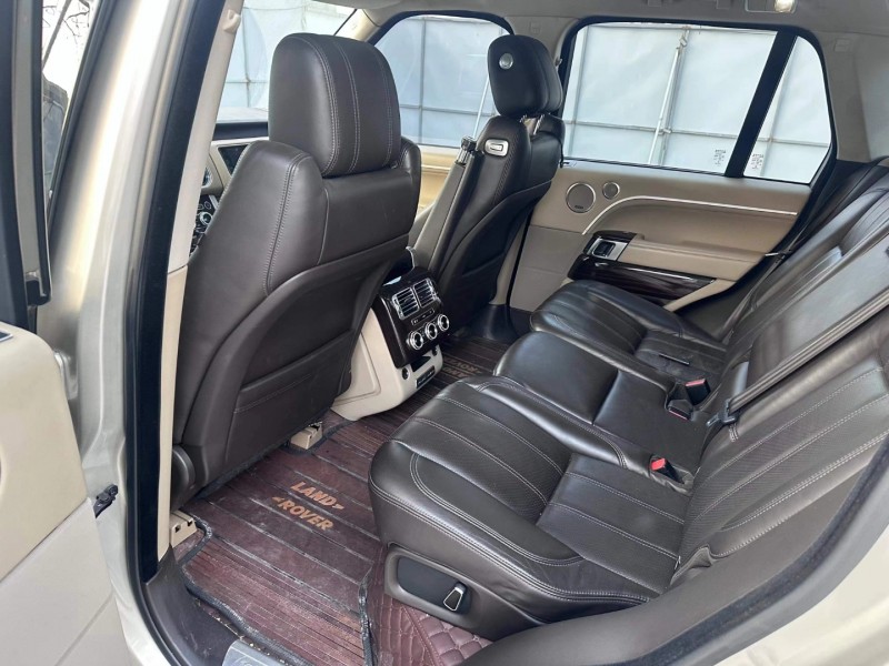 青岛15年路虎揽胜行政5