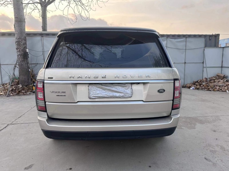 青岛15年路虎揽胜行政9