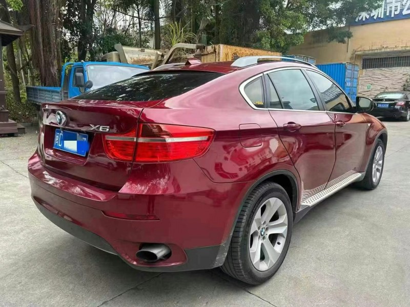 广州12年宝马X68