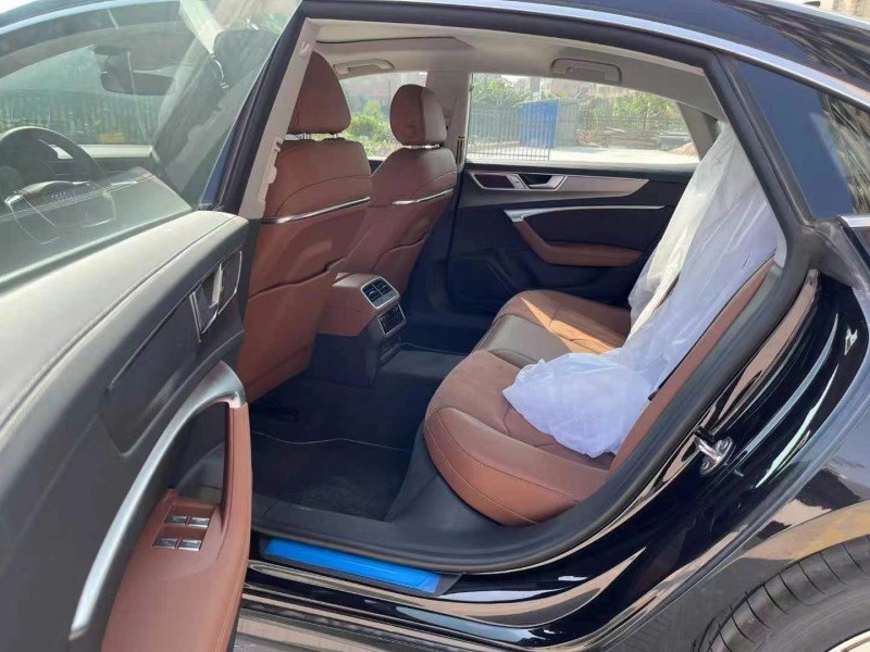 广州25年奥迪A7L5