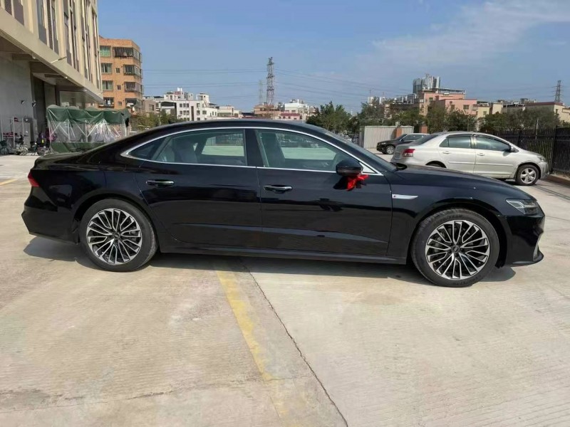 广州25年奥迪A7L6