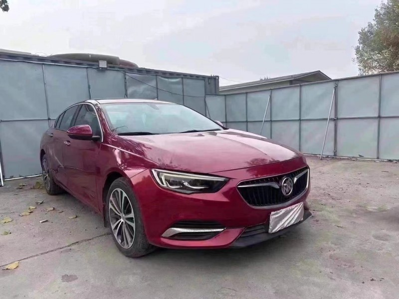 青岛18年别克君威3