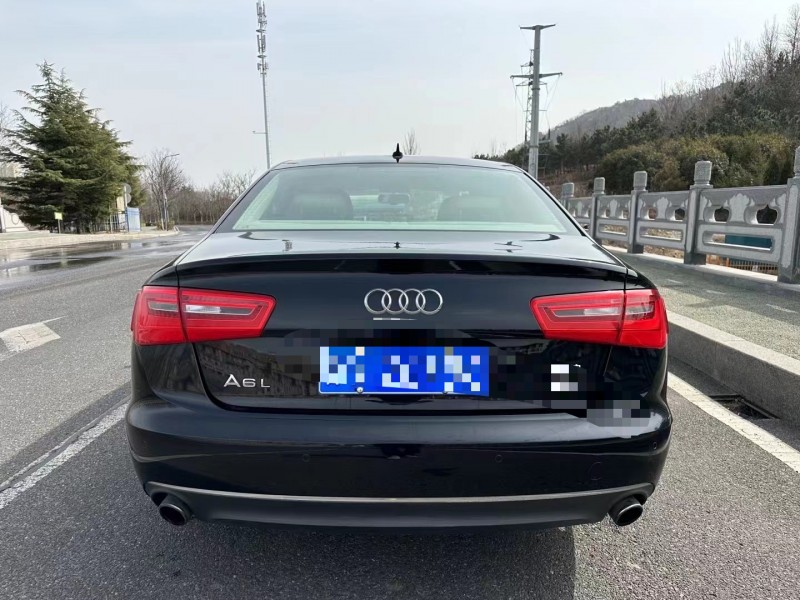 青岛13年奥迪A6L9