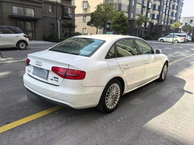 徐州13年奥迪A4L7