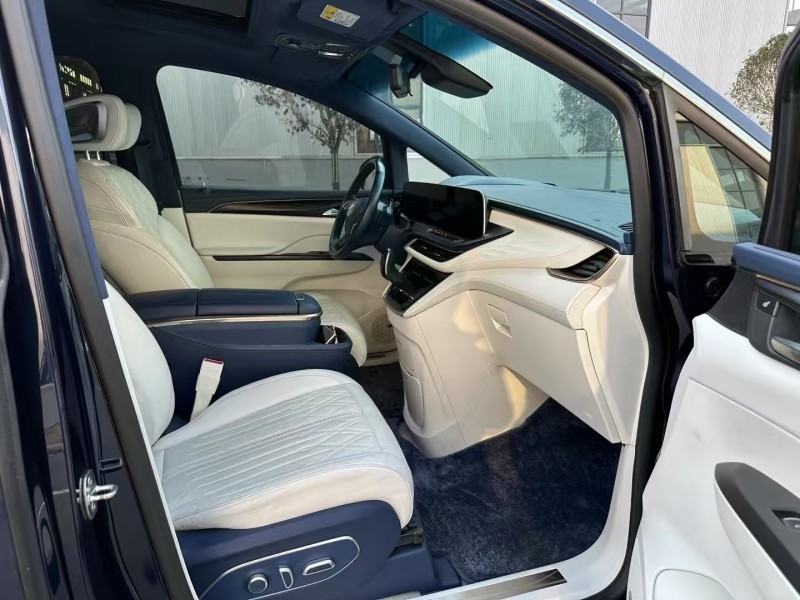 徐州21年别克GL84