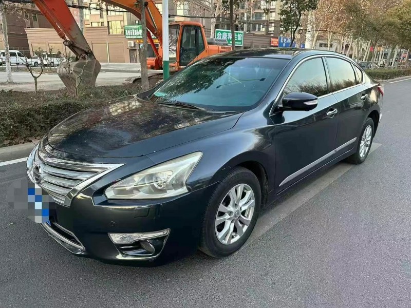 許昌13年日產天籟3