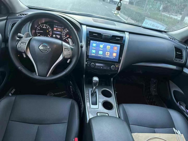 許昌13年日產天籟9
