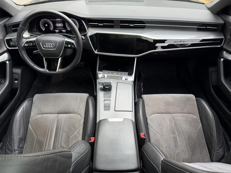 济宁21年奥迪A6L4