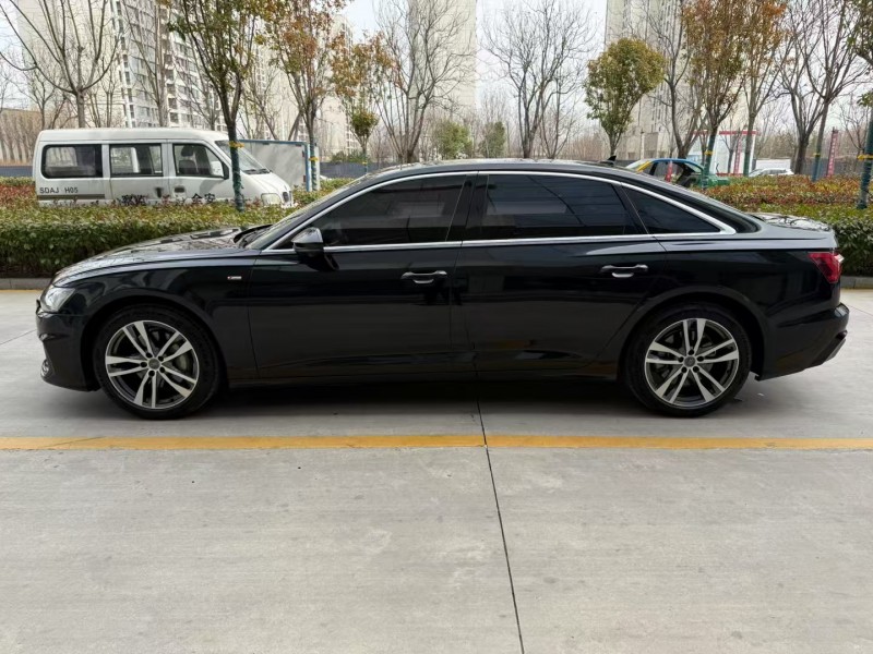 济宁21年奥迪A6L8