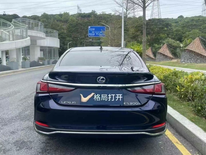 深圳21年雷克薩斯ES9