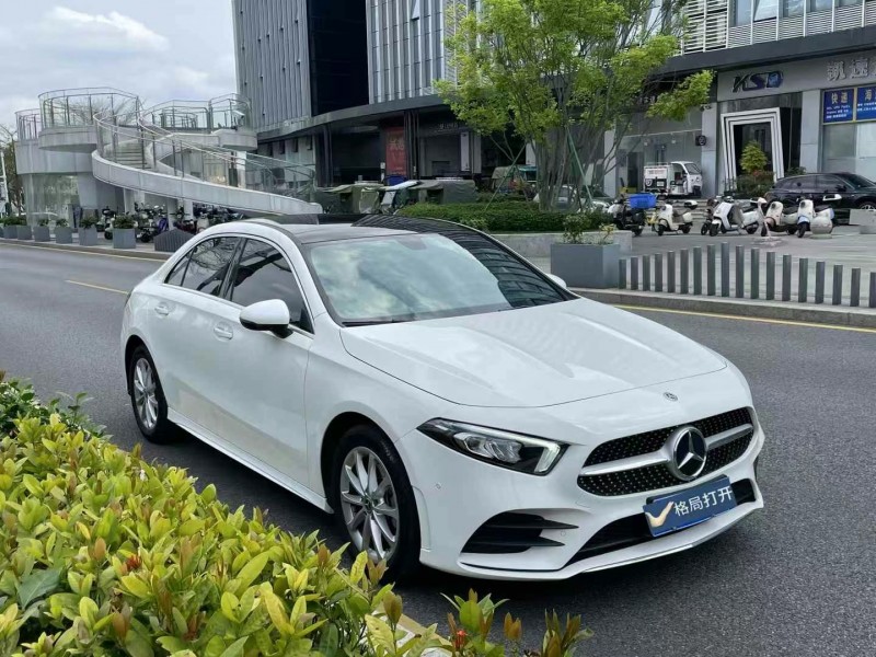 深圳22年奔馳A2