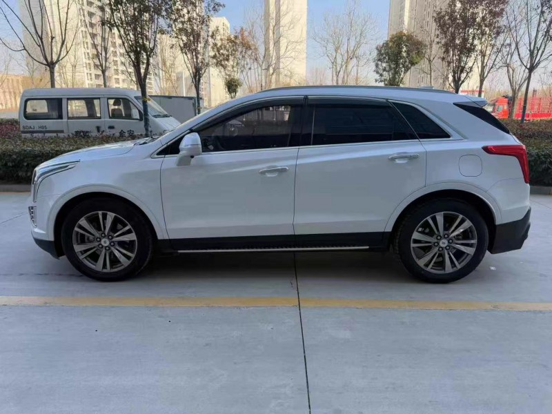 濟寧19年凱迪拉克XT57