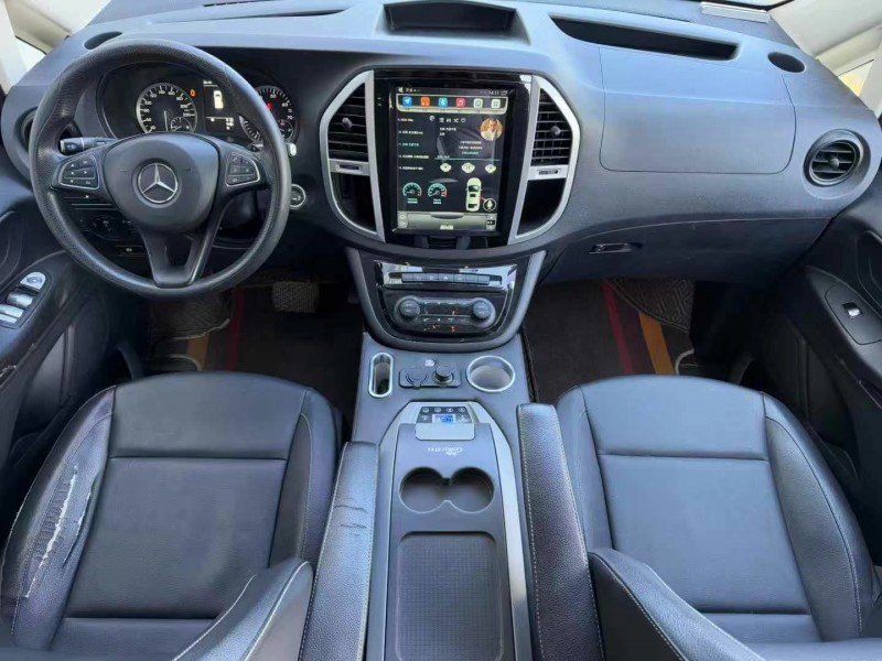 济宁19年奔驰威霆4