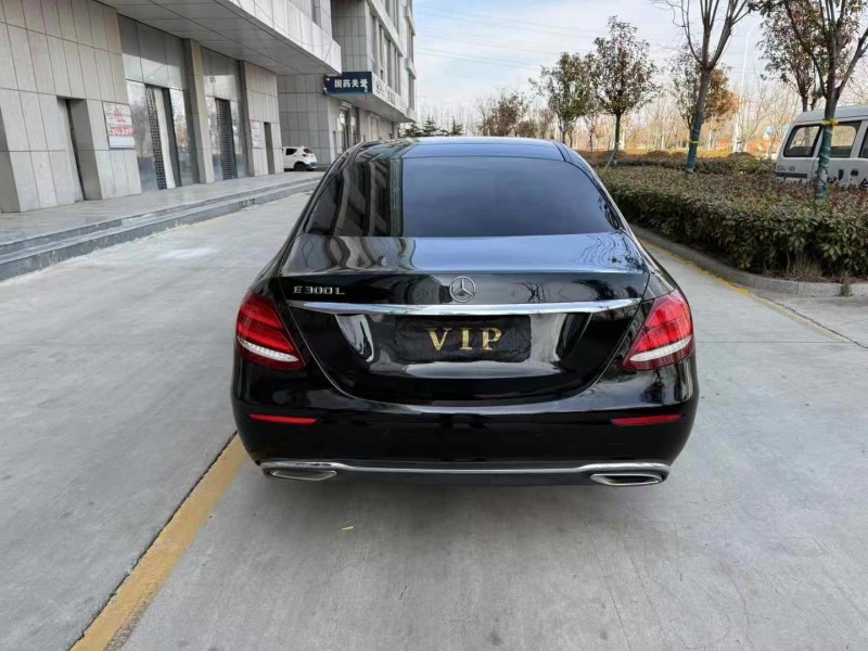 济宁20年奔驰E9