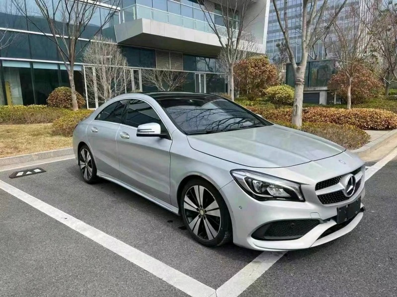 徐州18年奔驰CLA3