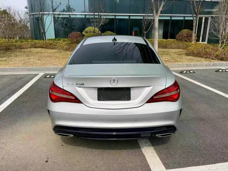 徐州18年奔驰CLA9