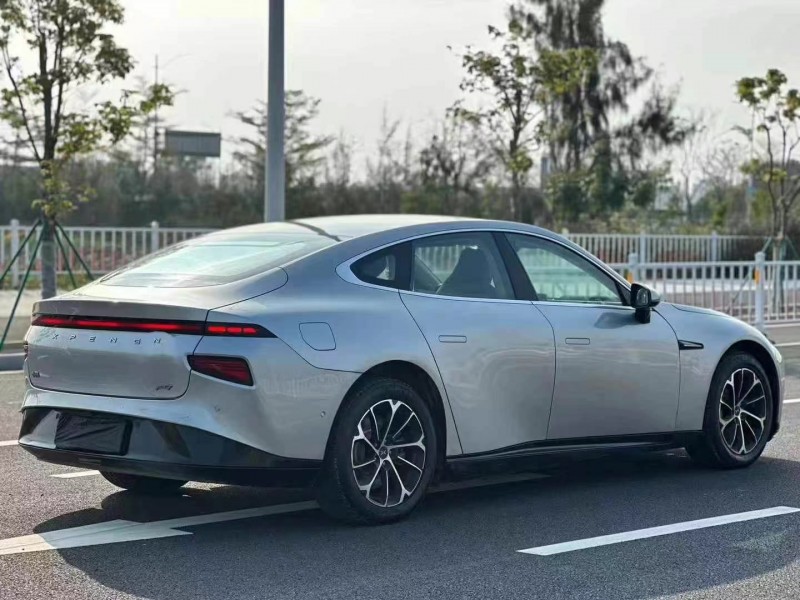 佛山21年小鵬汽車p77
