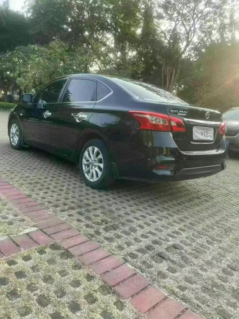 東莞20年日產軒逸5