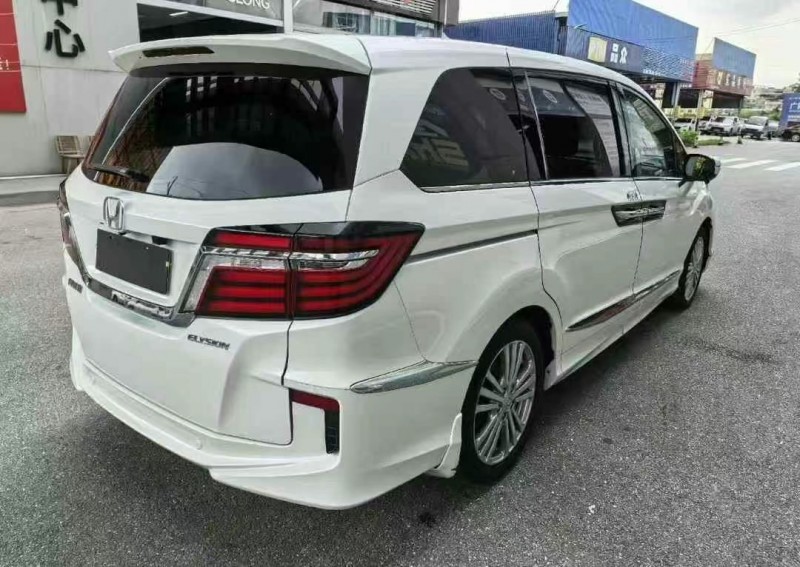 广州16年本田艾力绅7