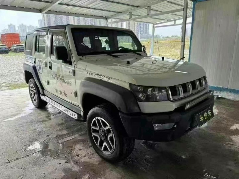 武漢17年北汽制造BJ402