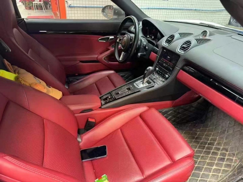 广州22年保时捷Boxster5