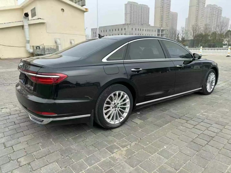 棗莊21年奧迪A8L7