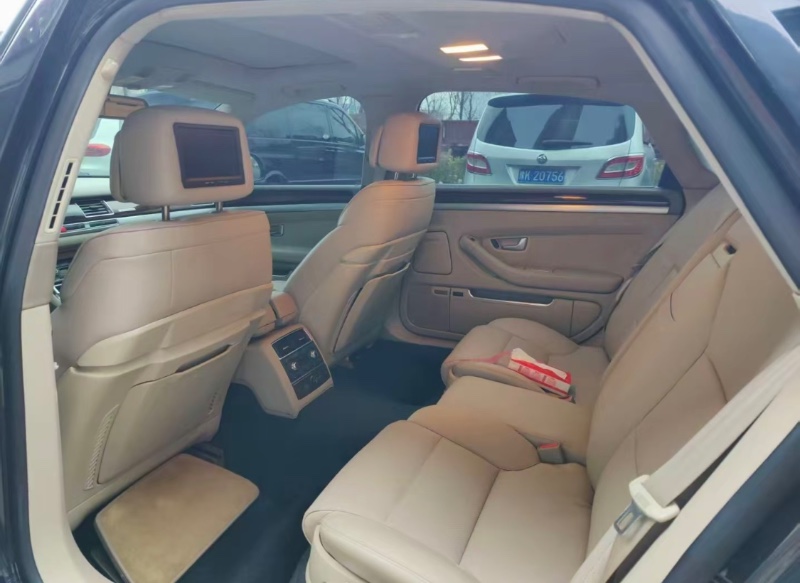 青岛09年奥迪A8L6