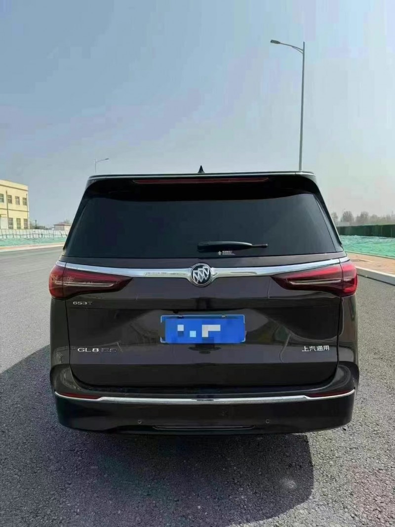 青岛22年别克GL89