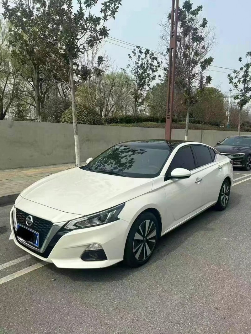 阜陽23年日產天籟2