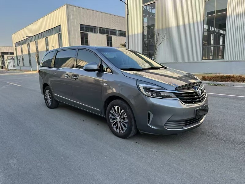 徐州22年别克GL82