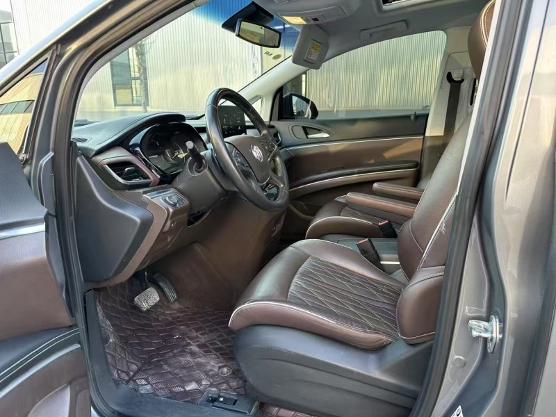 徐州22年别克GL86