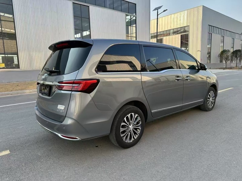 徐州22年别克GL88