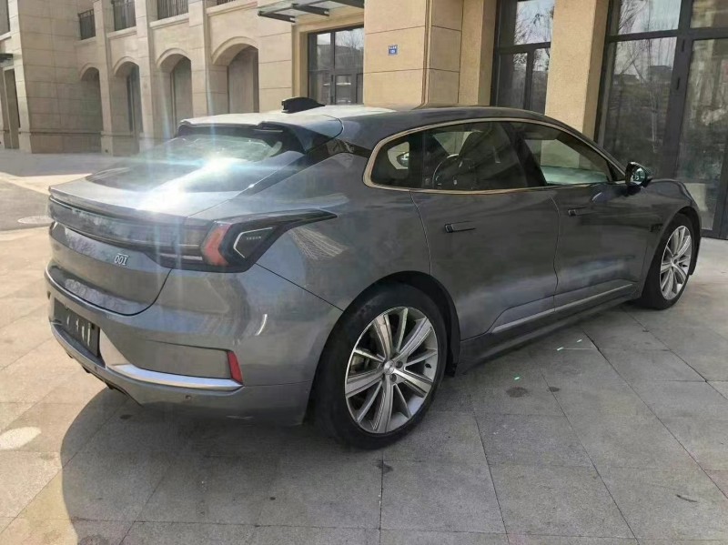 威海22年極氪汽車0017