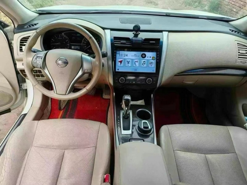日照14年日產天籟4