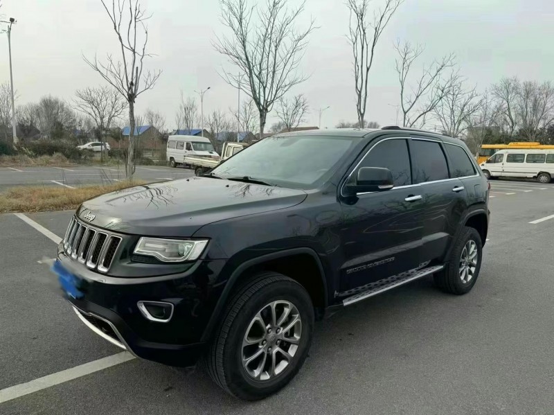 濟寧15年Jeep大切諾基3
