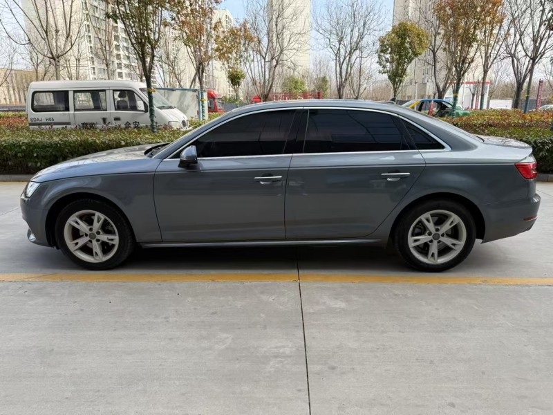 济宁17年奥迪A4L8