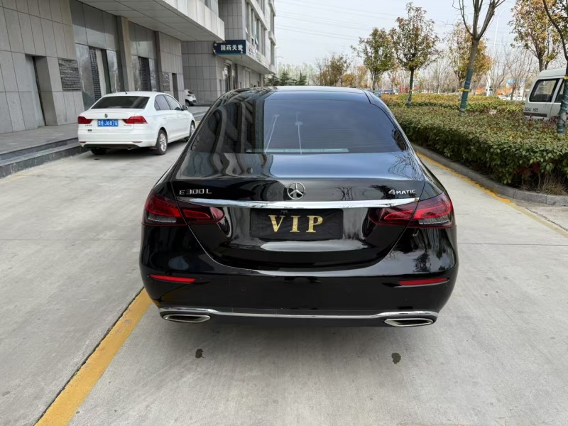 济宁21年奔驰E9