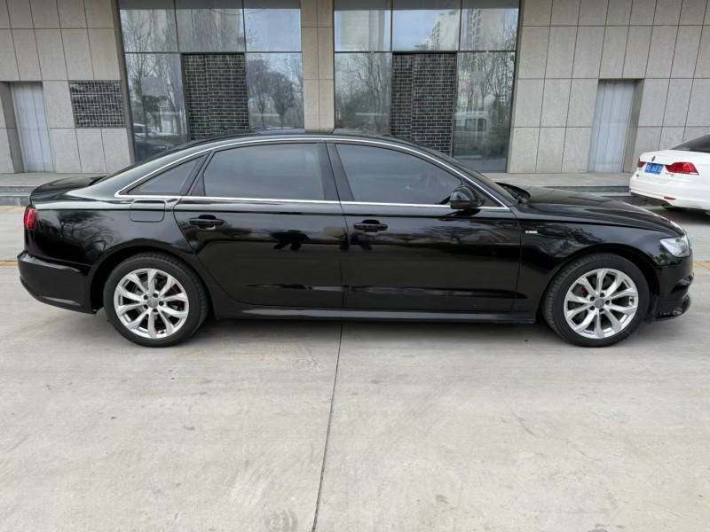 济宁18年奥迪A6L8