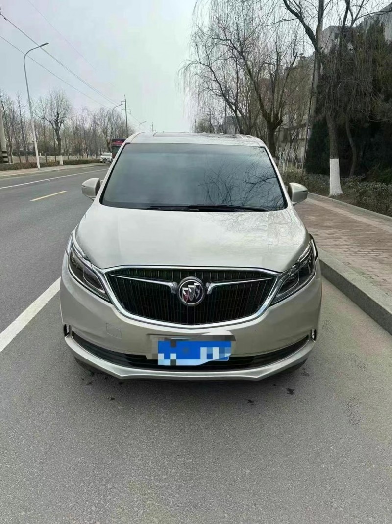 青岛18年别克GL81