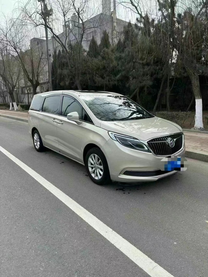 青岛18年别克GL83