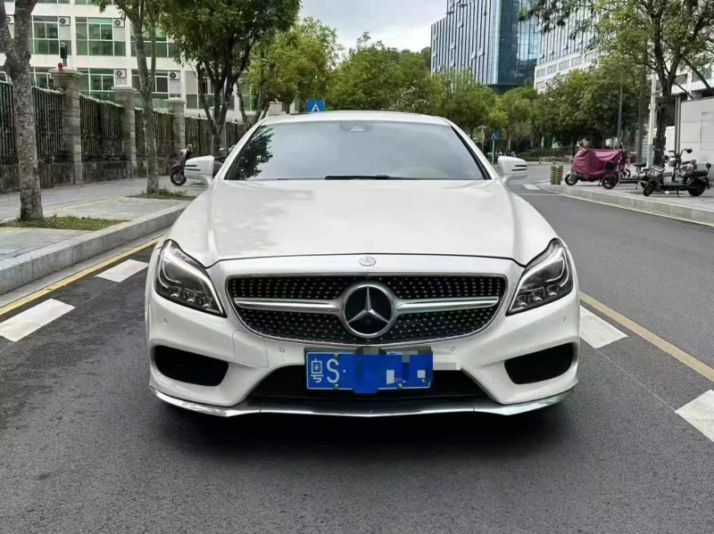 广州17年奔驰CLS1