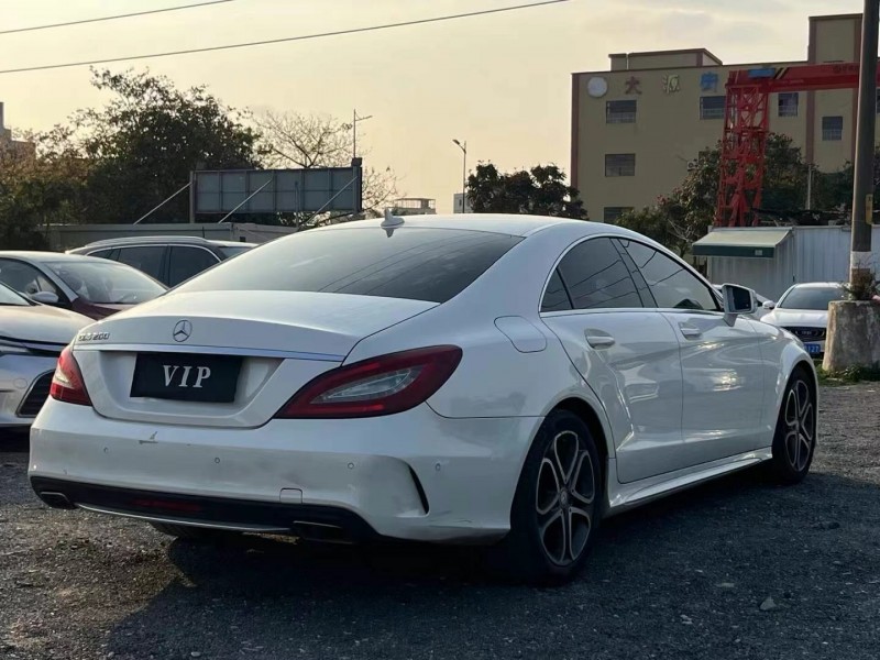 广州16年奔驰CLS3