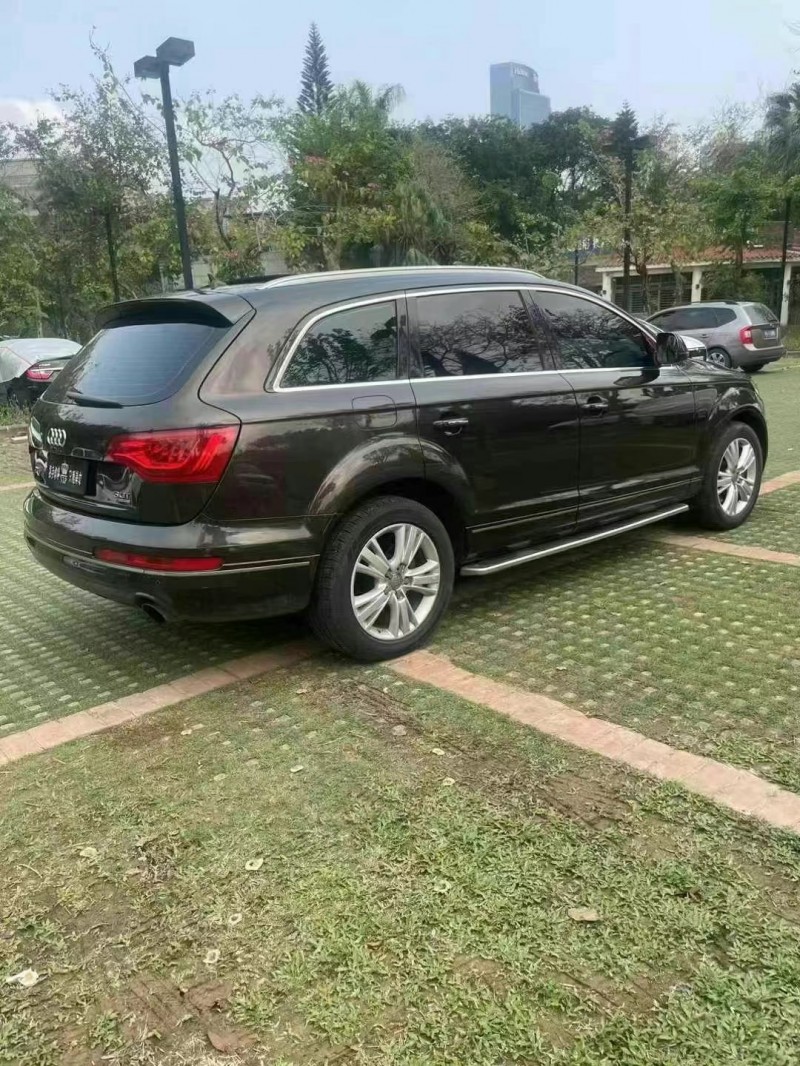 东莞12年奥迪Q79