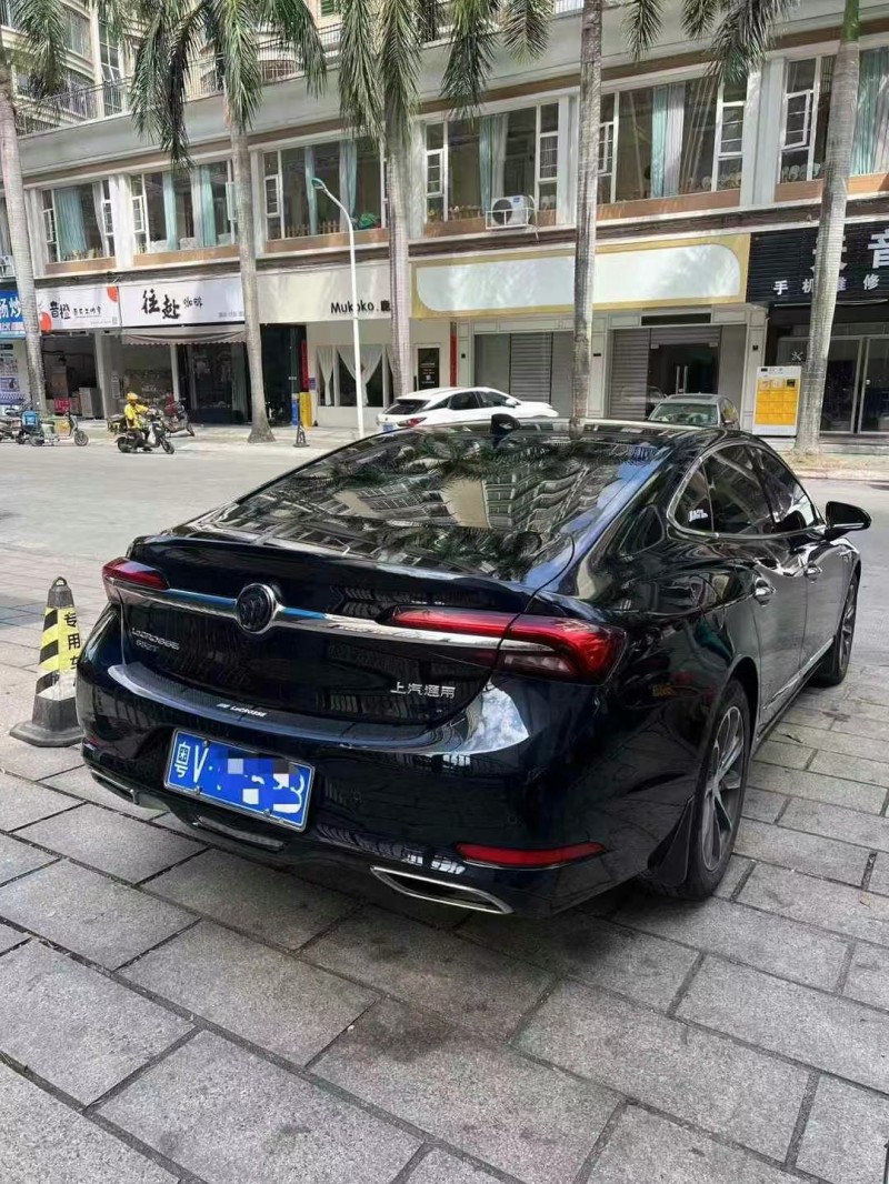 广州21年别克君越7