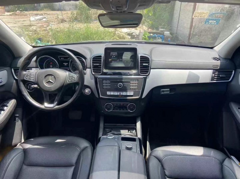 广州16年奔驰GLE5