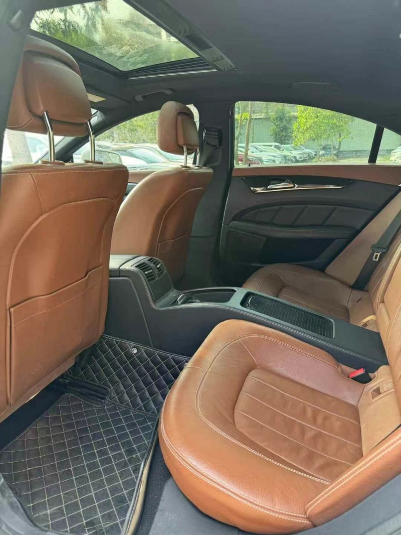 广州16年奔驰CLS5